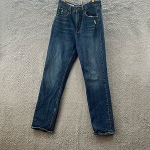 GAP sky high strait jeans size 28